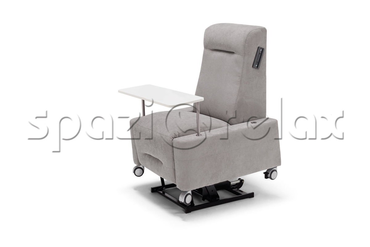 Poltrona alzapersona con braccioli estraibili - Spazio Relax